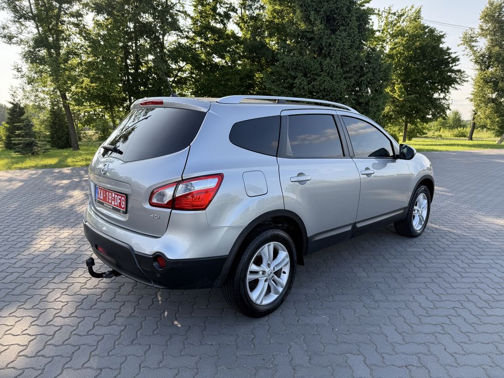 Nissan Qashqai +2. Свіжопригнаний, Розмитнений
