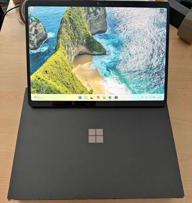 MICROSOFT Surface Pro (13'' - Snapdragon X Elite C12 - Copilot + - RAM