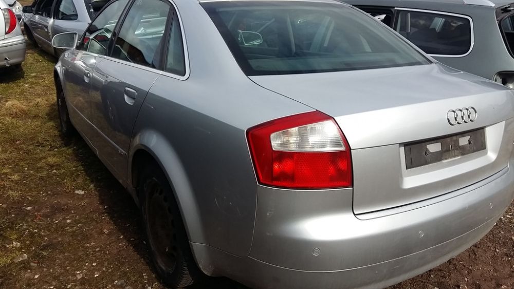 Audi A4 B6 nr lak.LY7W części blacharskie mechaniczne silnik skrzynia