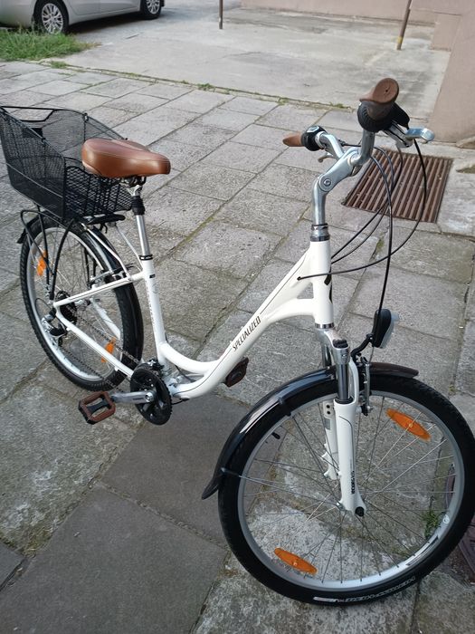 Rower trekkingowy Specialized Sport