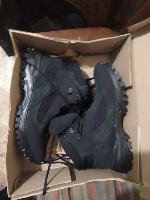 Кросовкі тактичні нові