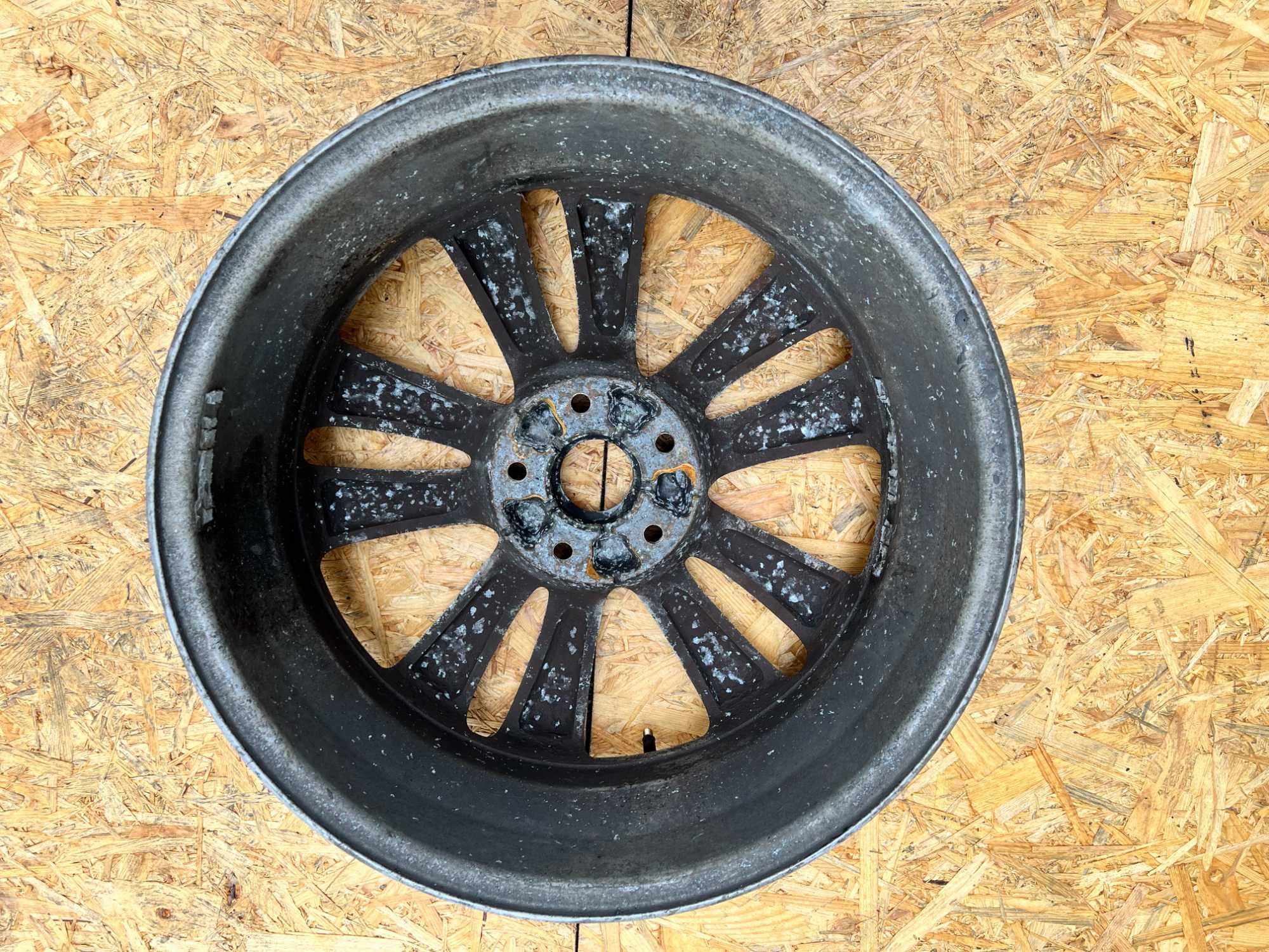 Hyundai IX 35 Felga aluminiowa 18 6,5Jx18 OFF SET 48 POJEDYNKA ORG