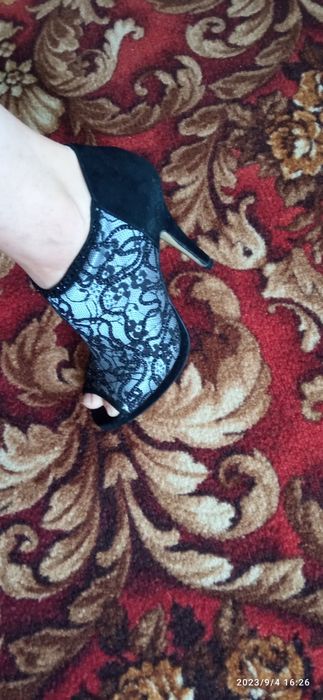 Ботільйони замшеві.