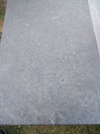 Blat kuchenny Egger F028 ST89 granit vercelli antracytowy