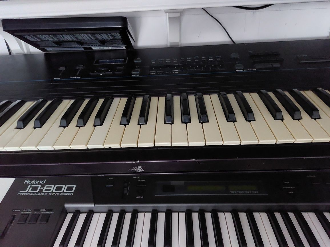 Syntezator Ensoniq SQ2