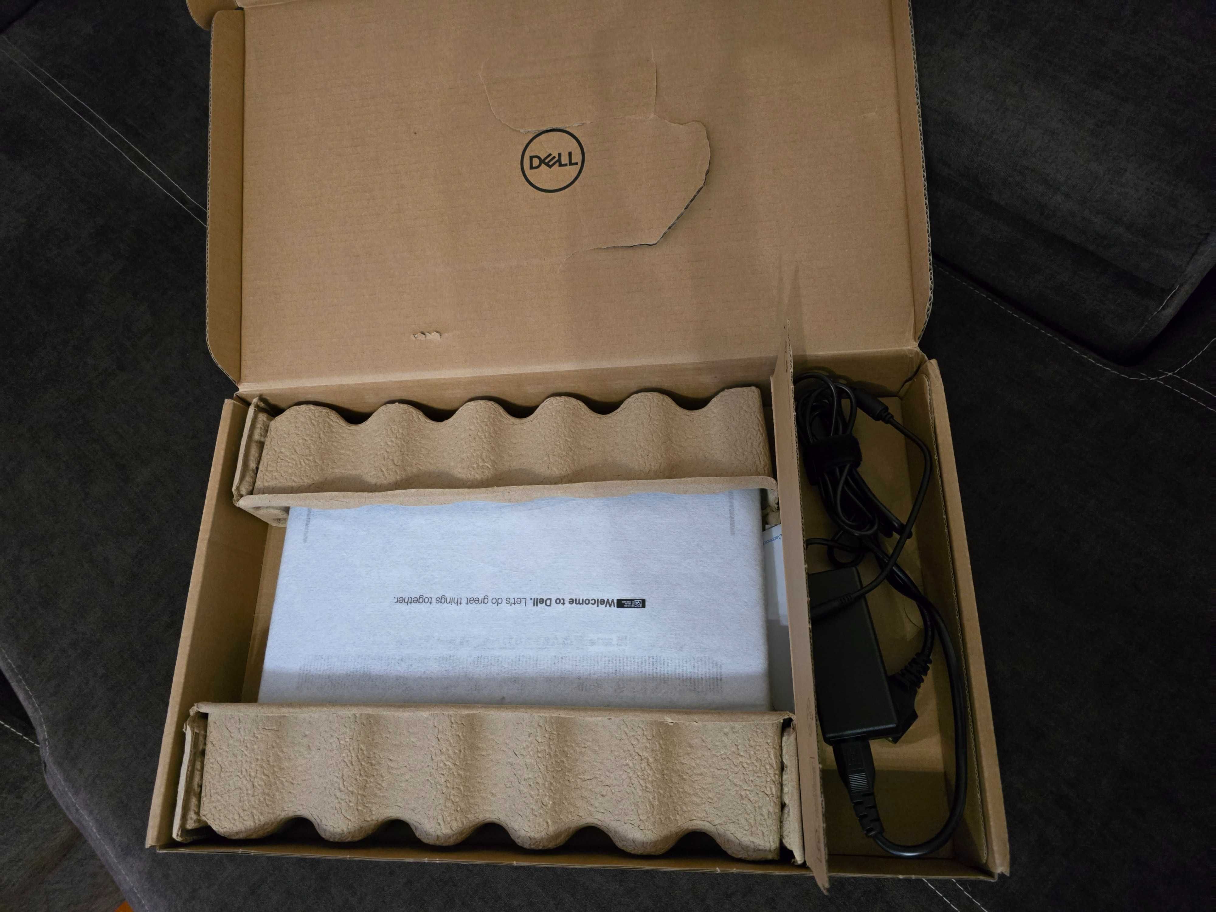 Dell Inspiron 16 5645 (16" FHD+ Touch/ 8840U/ 16DDR5/ 1Tb NVMe/Wi-Fi6)