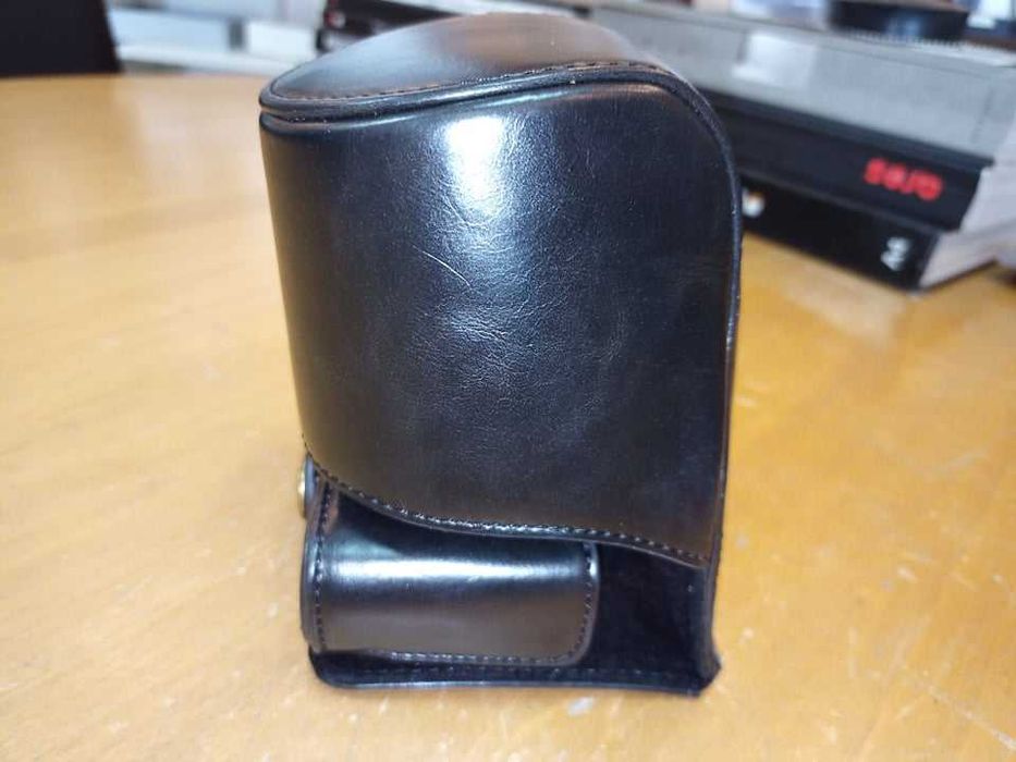 Bolsa em pele para maquina fotográfica Canon EOS