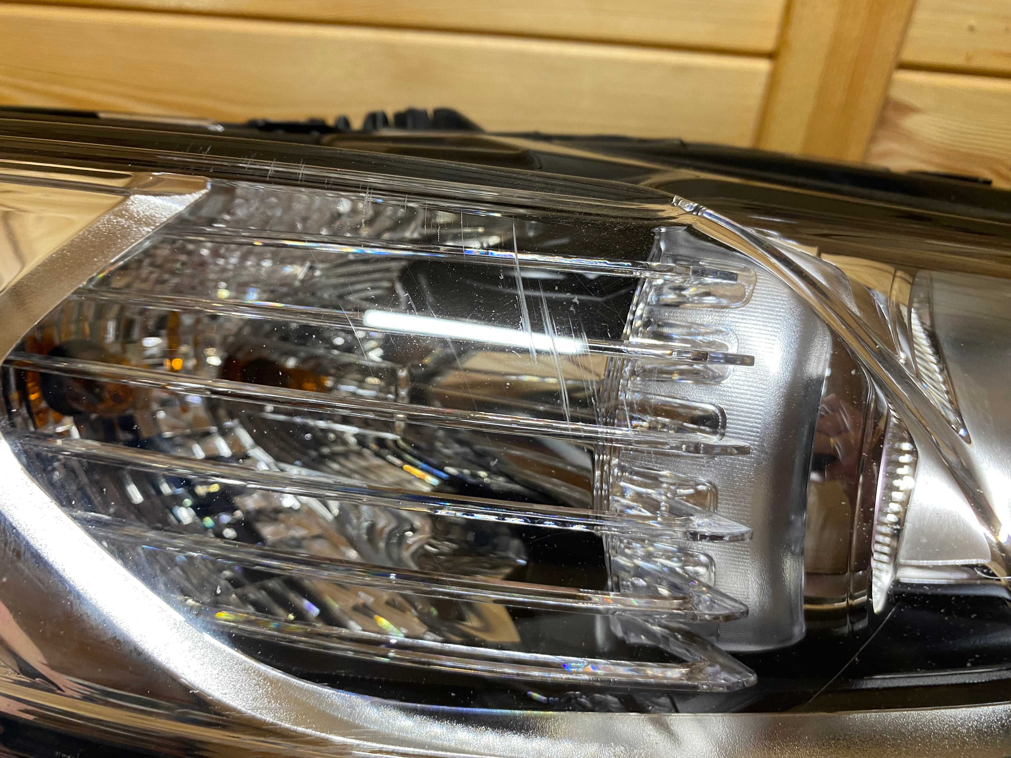 Ford Mondeo Mk5 lampa reflektor prawy przód