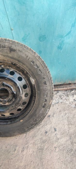 Продам колеса с резиной на 13 зима