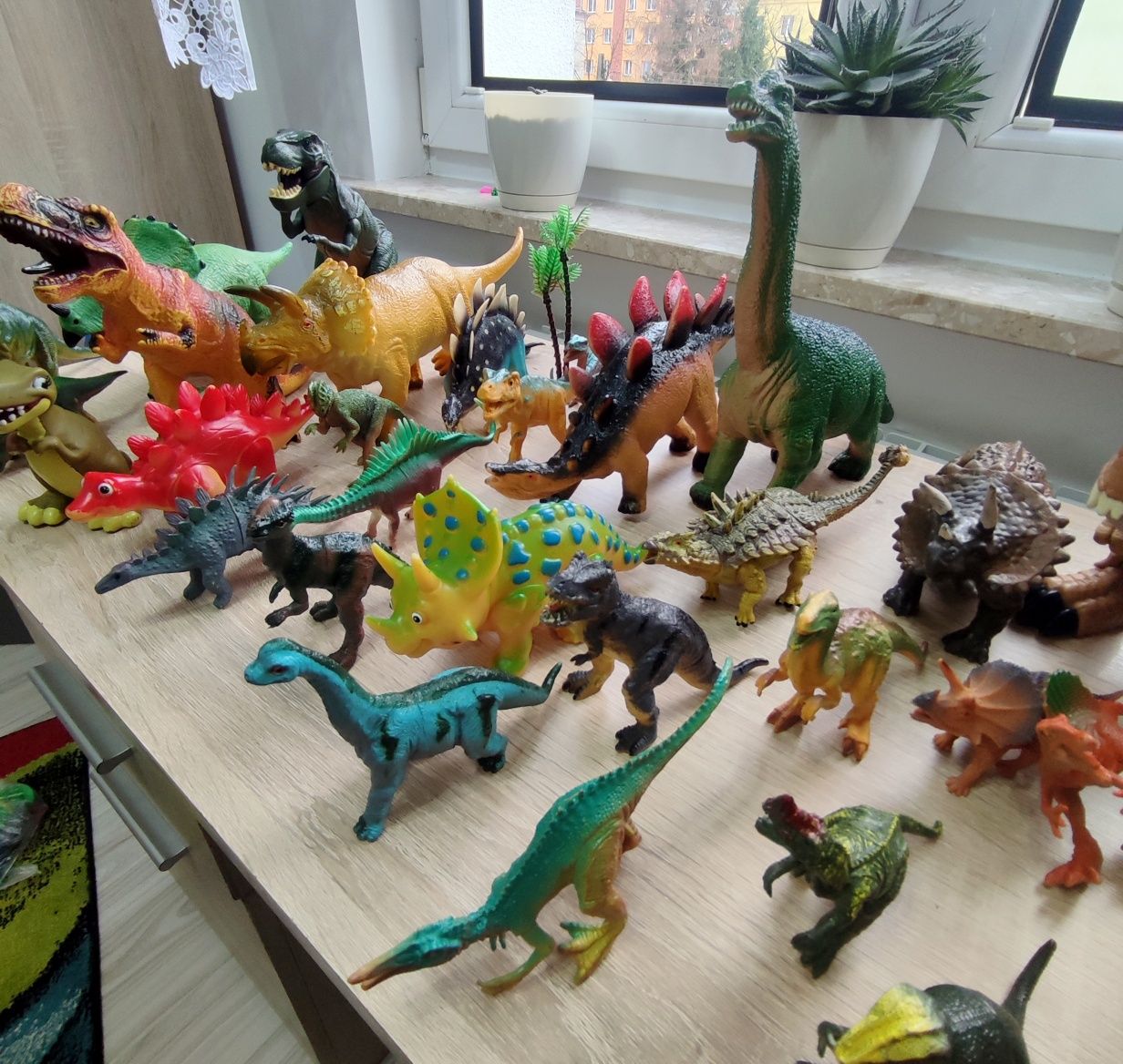 Dinozaury, dinozaur. Figurki dinozaurów.