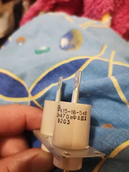 Керамическиe высоковольтные конденсаторы К15-16-5КВ-2Х470 Н70