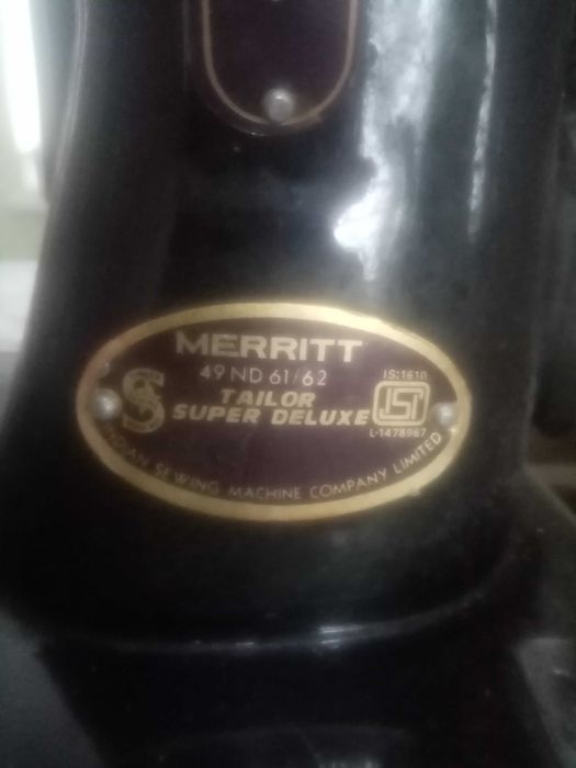 Швейная машинка MERRITT