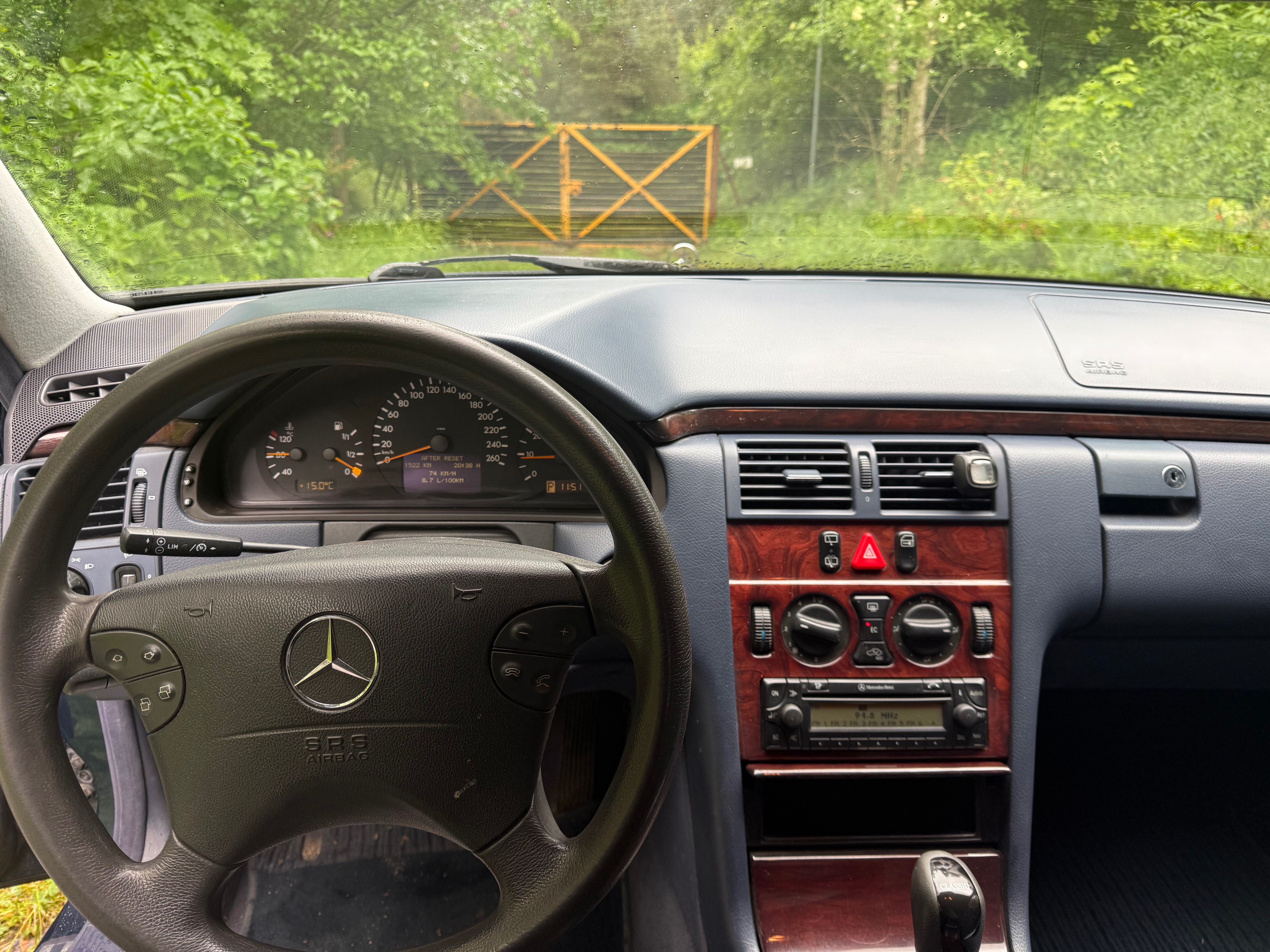 Mercedes w210 2,0, kompresor, automat, klima, zadbany