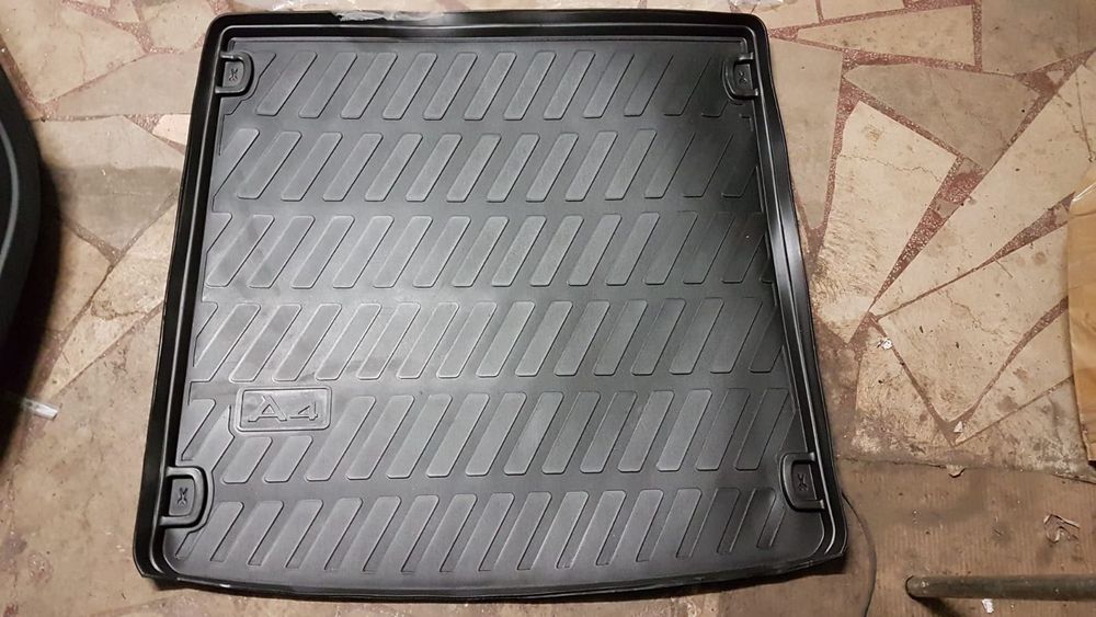 Mata Wykładzina bagażnika Audi A4 B6 B7 AVANT 8ed061180 ORGINALNA