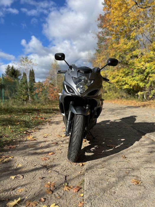 Suzuki GSX 1250 FA