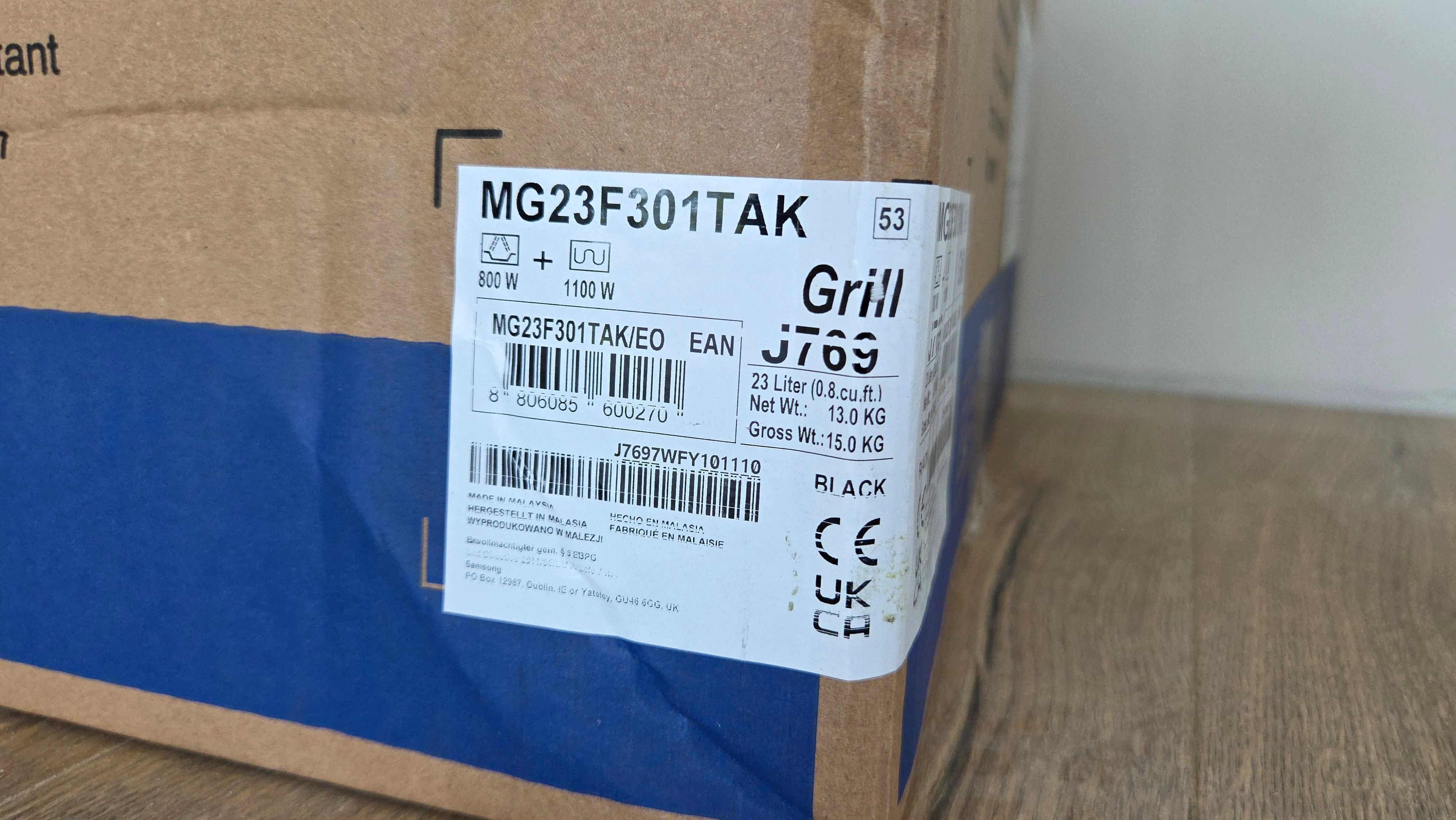 Kuchenka mikrofalowa SAMSUNG MG23F301TAK
