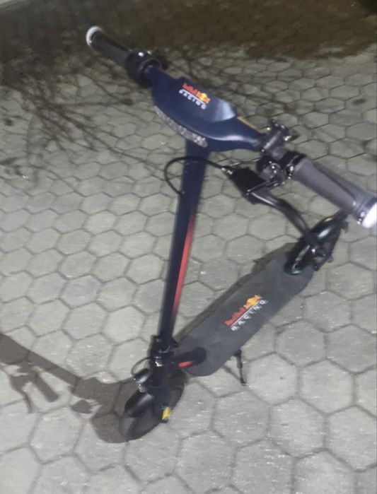 Vendo trotinet eletrica