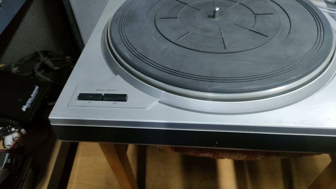 Sanyo TP 20 gramofon