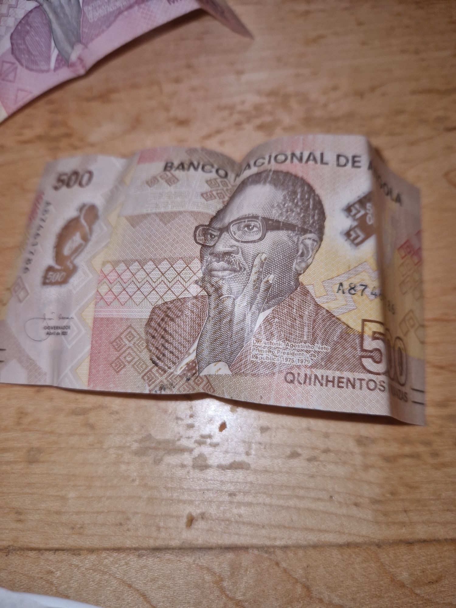 Notas angola kwanzas