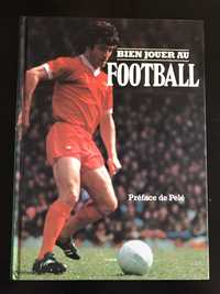 Livro - Bien Jouer au Football