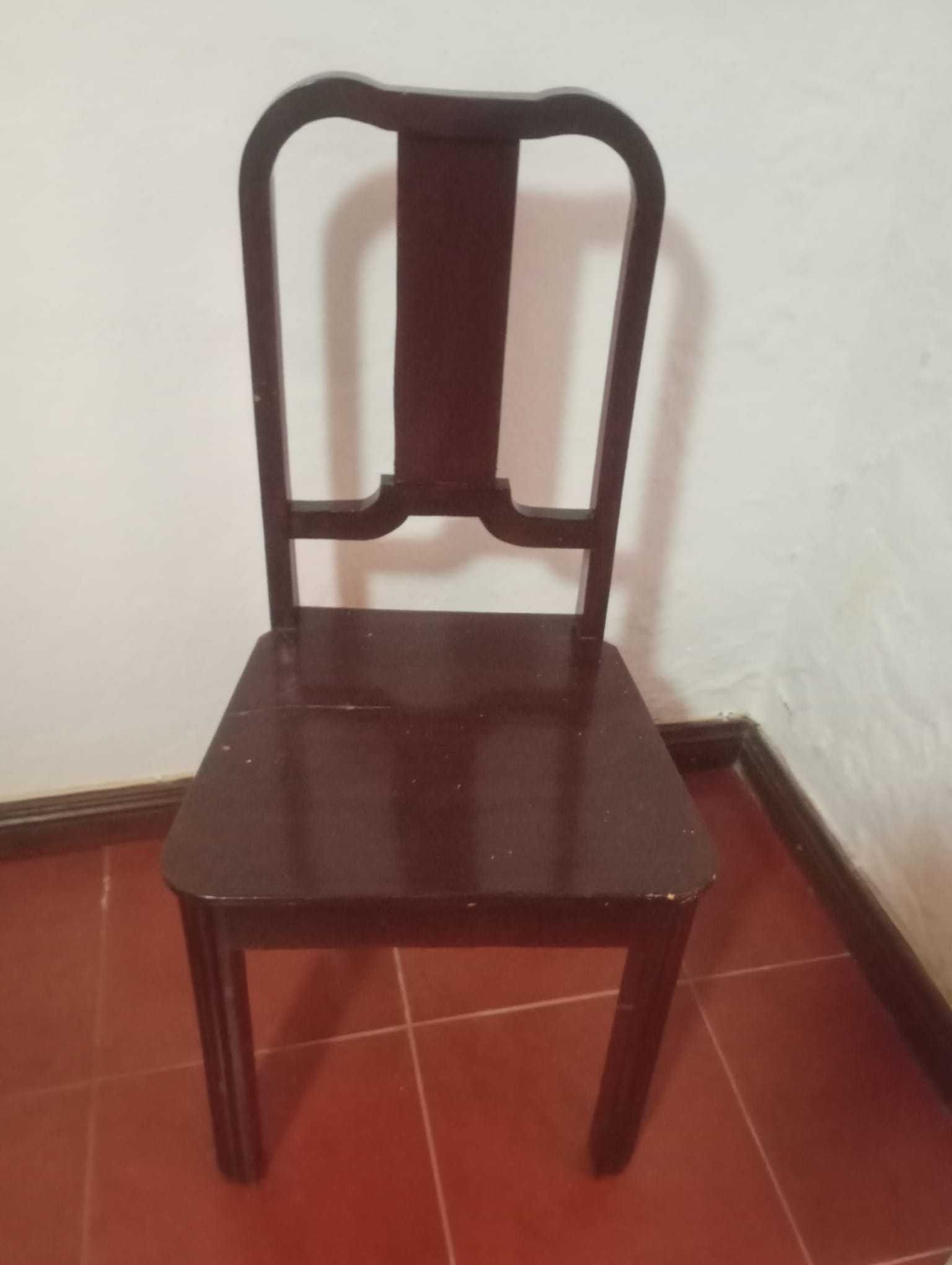 Quarto de cama em madeira antigo n.6