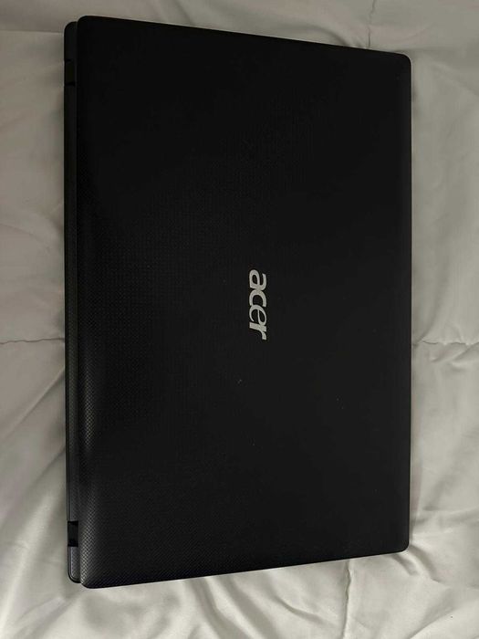 Computador Portátil c/SSD – i3, 4GB RAM – Pronto a Usar c/Windows 10