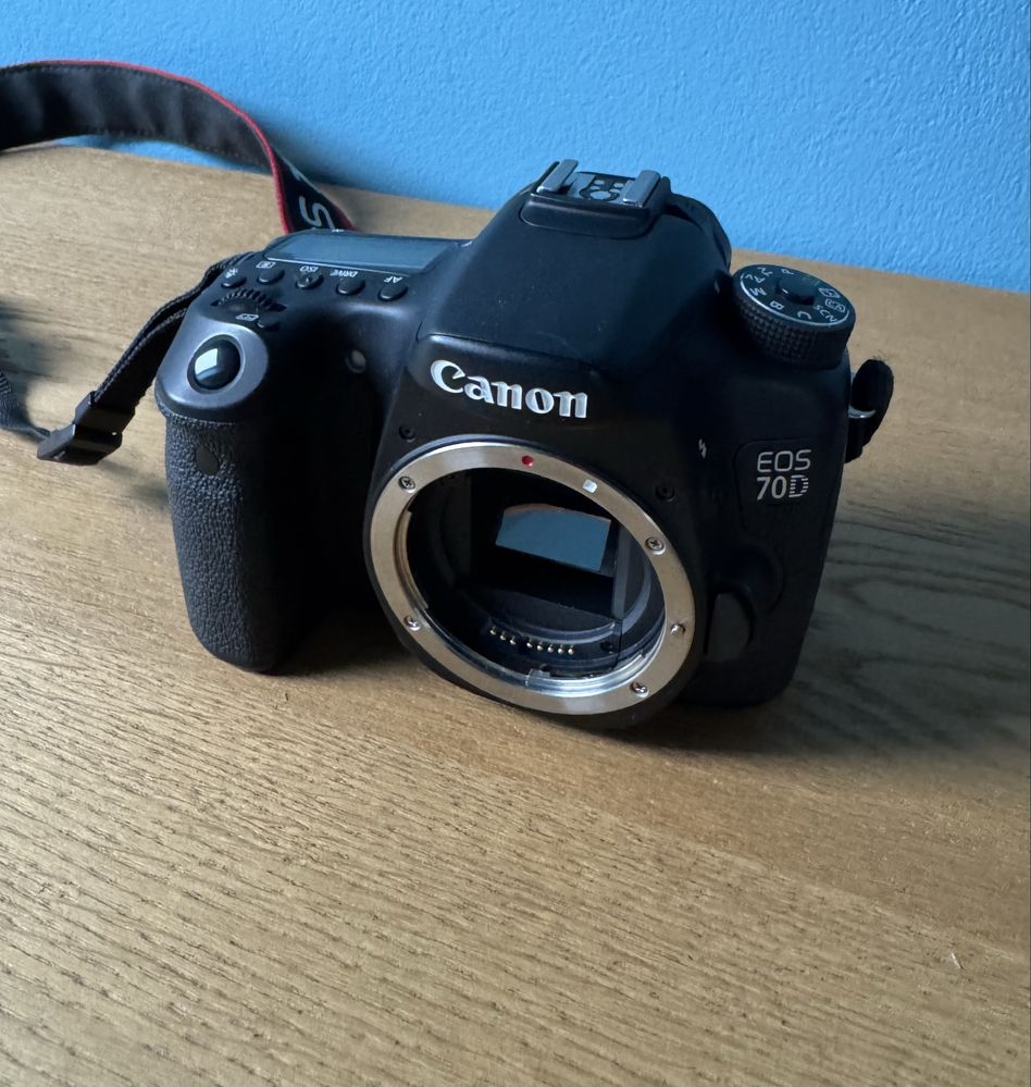 Aparat Canon EOS 70D + 2 obiektywy + torba jak nowy