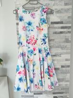 Śliczna elegancka sukienka w kwiaty S