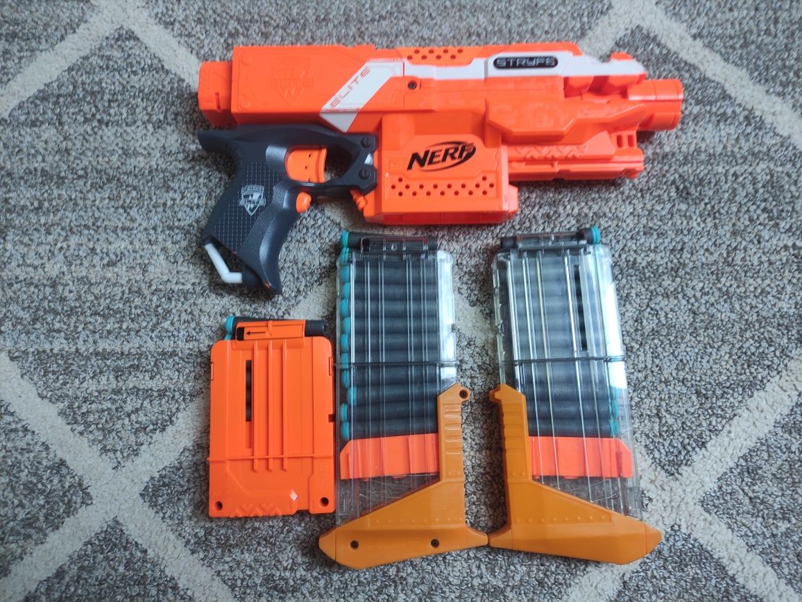 Zestaw pistolet NERF Styfe+ magazynki