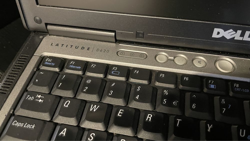 Sprawny Zestaw Laptop DELL Latitude D620+Stacja dokująca+Monitor 17”