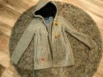 Sweter rozpinany szary wełniany z kapturem 140 cm
