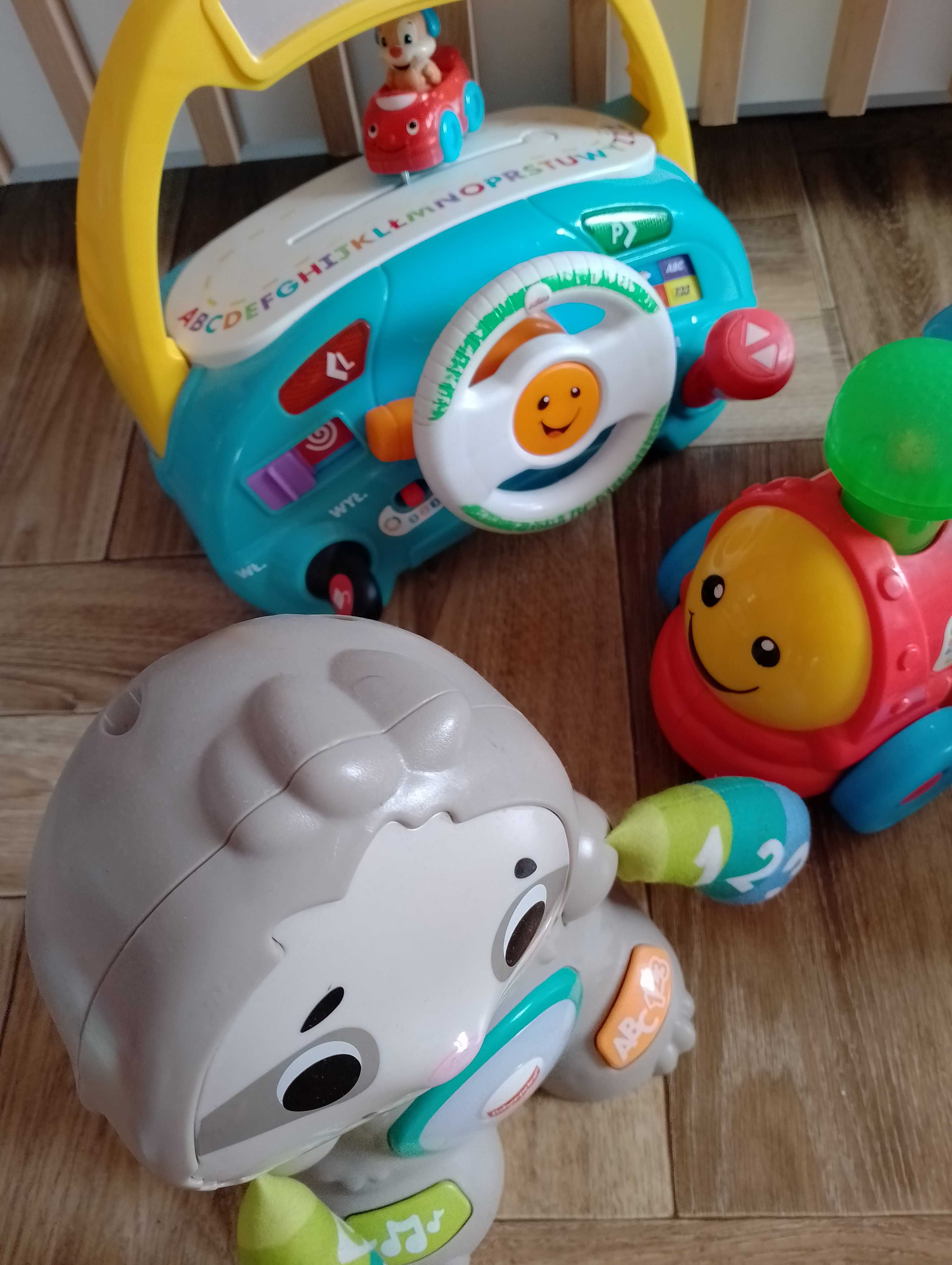 Fisher Price szczeniaczek/leniwiec
