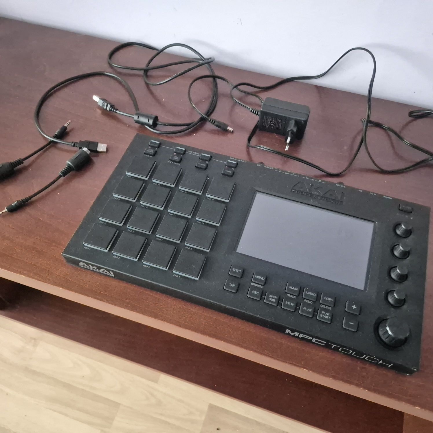 Sampler Akai professional