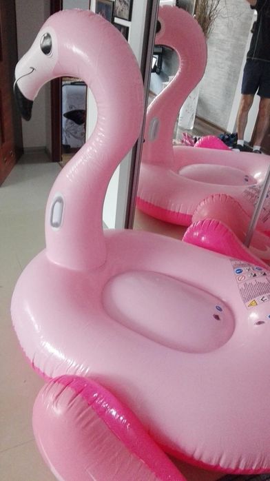 Bardzo duży flaming różowy