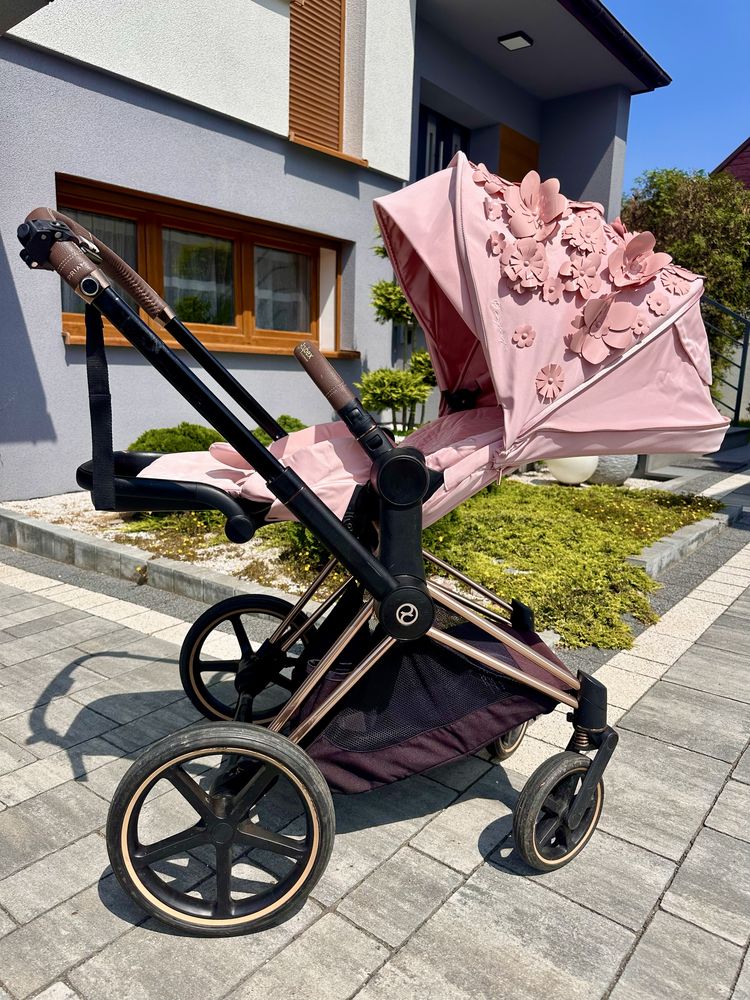 Cybex wózek Priam Gold Simply Flowers Pink róż boowy złoty stelaz