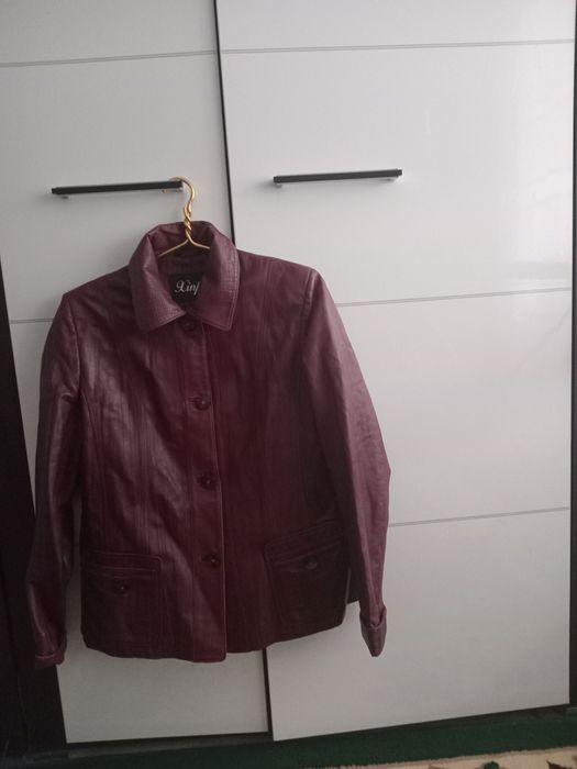 Шкіряний жіночий піджак