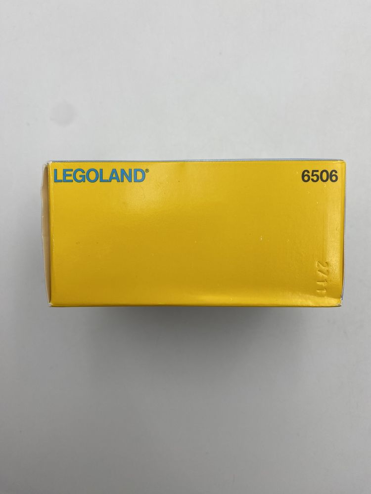 Leo 6506 Town Precinct Cruiser BOX