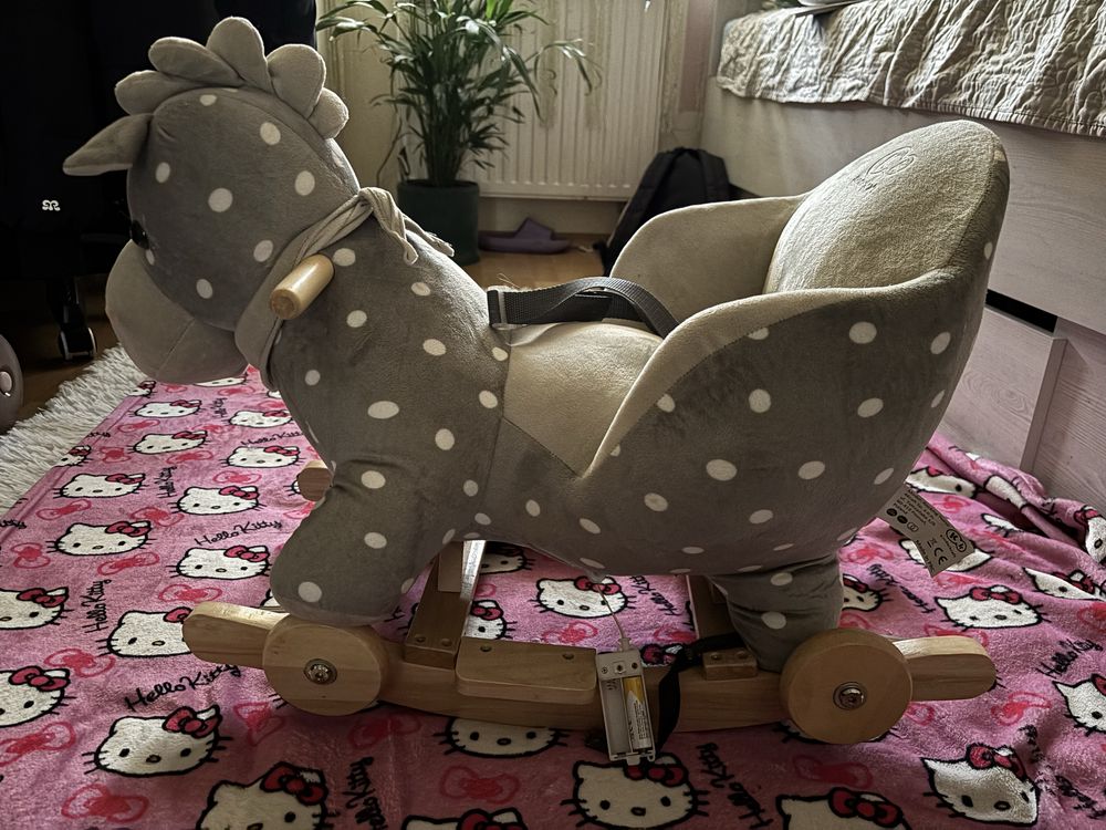 Kinderkraft Konik na biegunach z funkcją jeździka