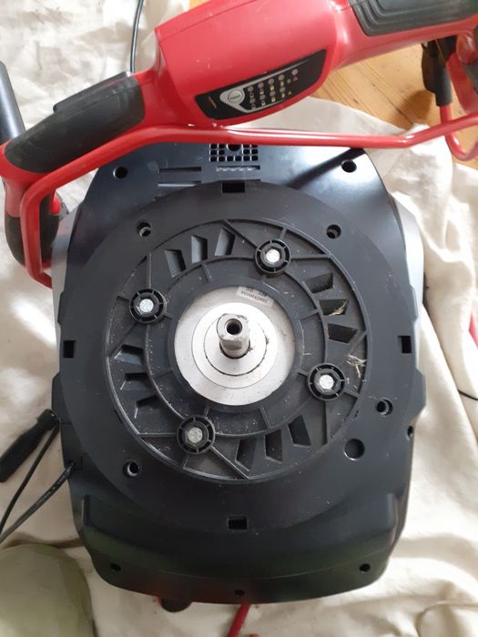 Silnik Hecht ze sterowaniemdo kosiarki