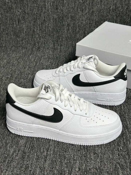 Białe Buty Nike Air Force 1 White Black Leather Roz.44