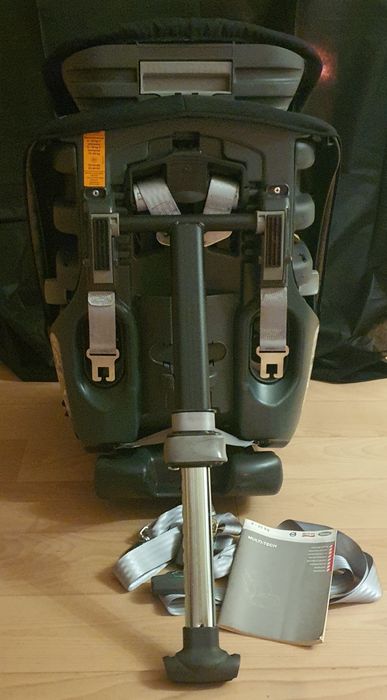 Cadeira auto volvo universal 9 - 25 kg; para todas as viaturas