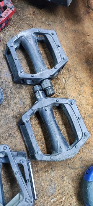 Pedais estrada clássica