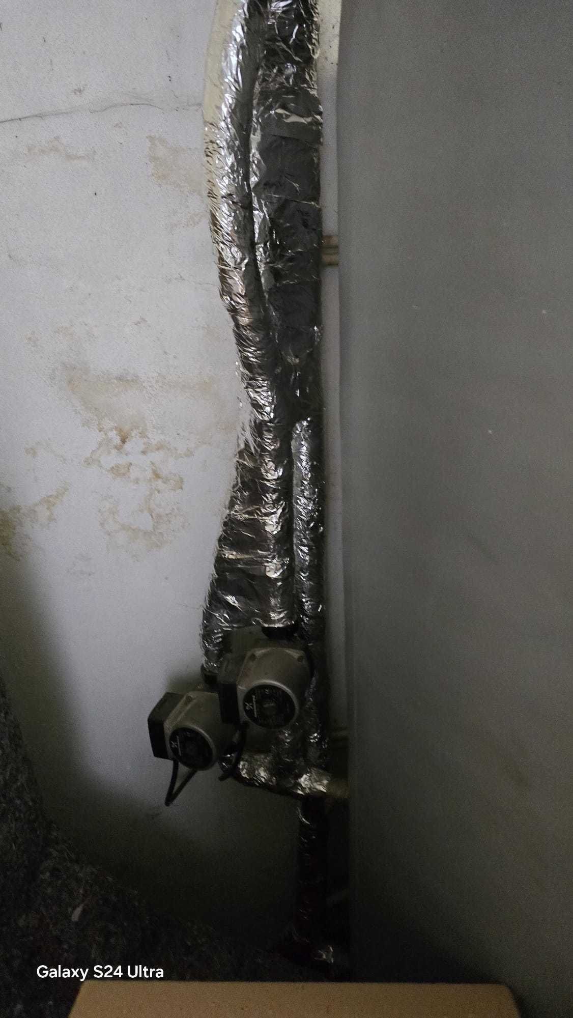 Máquina a pellets Bronpi para aquecimento central.