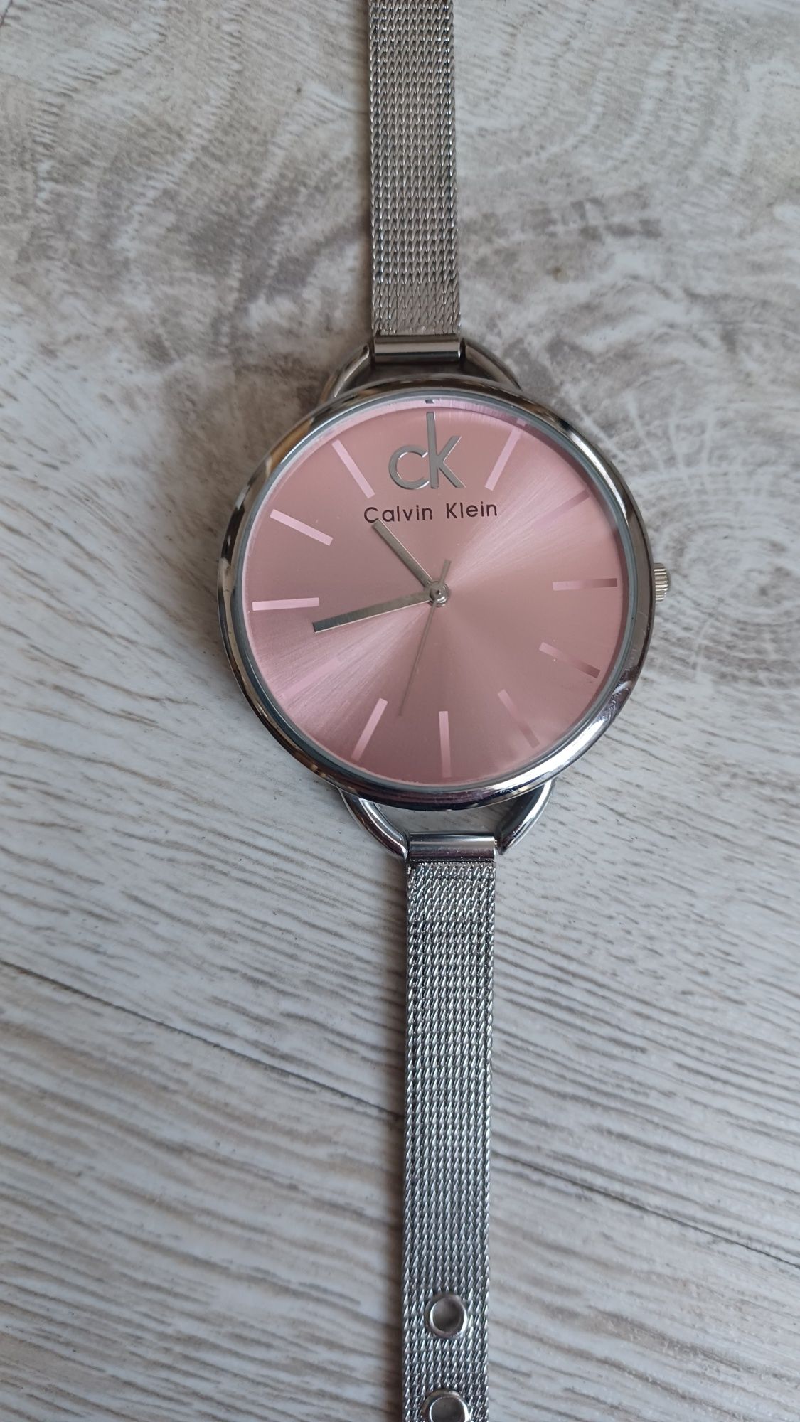 Elegancki Zegarek damski srebrny