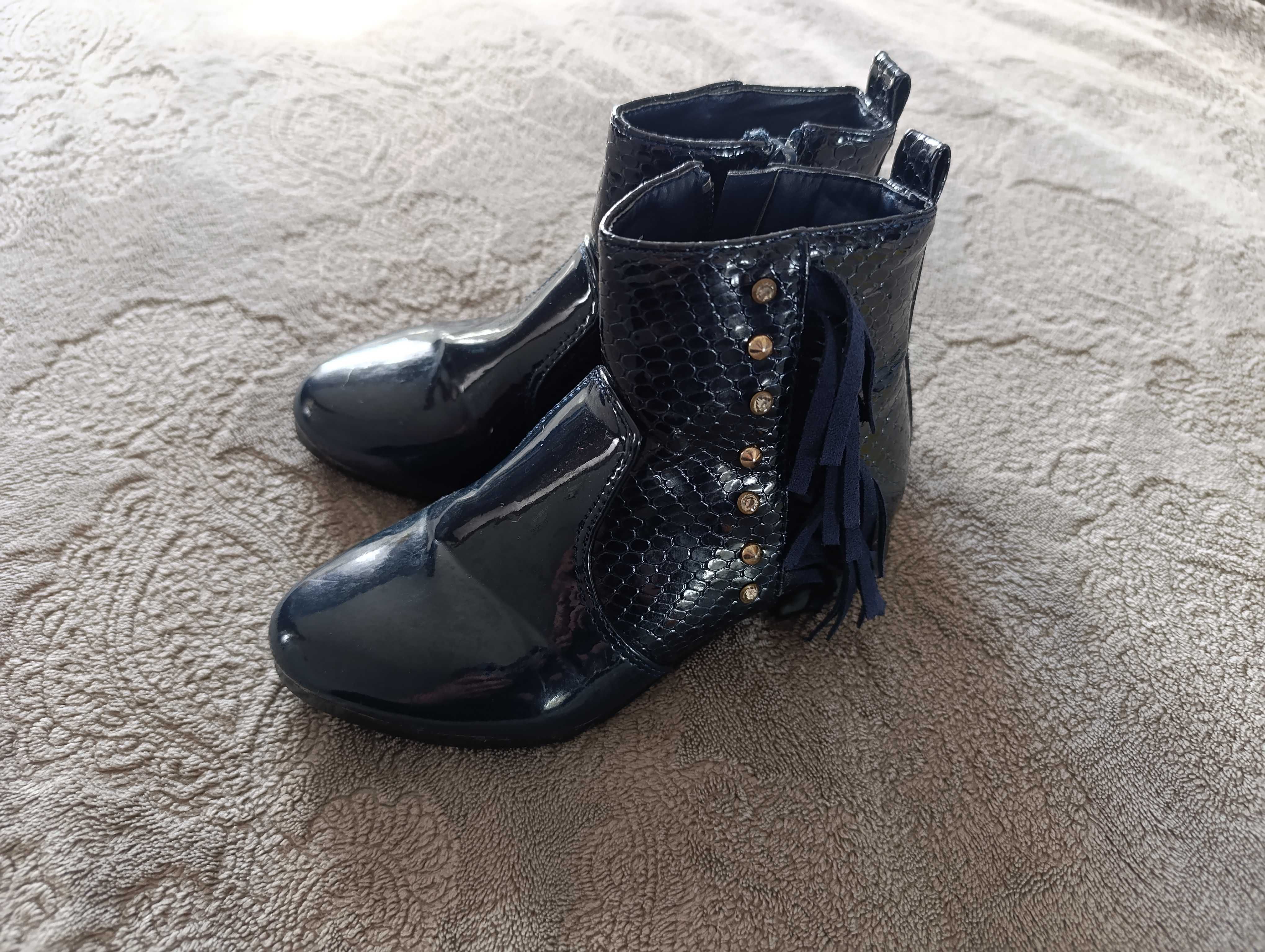 Granatowe botki dziewczęce 25 buty błyszczące frędzle kowbojki