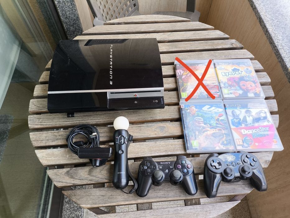 PlayStation 3 Oferta 3 Jogos, 2 Comandos, 1  Comando Move e Câmera