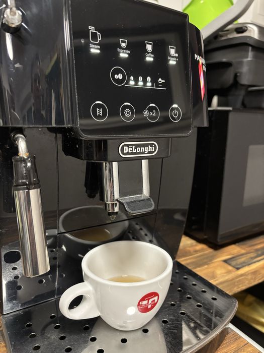 Ekspres cisnieniowy Delonghi