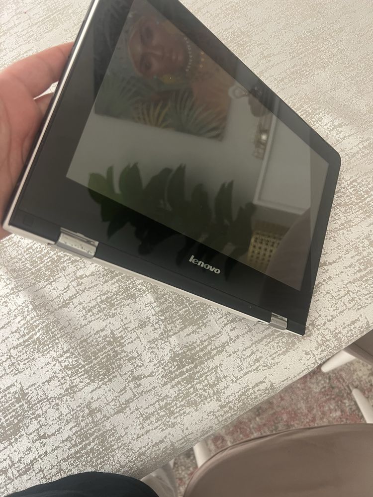 Lenovo yoga300 11br