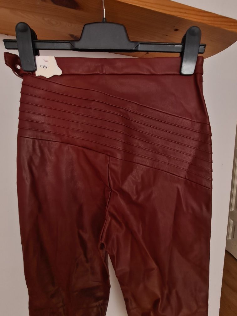 Spodnie legginsy z eko skóry ZARA rozm.  S nowe