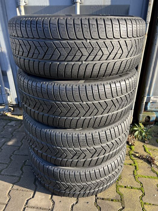 235/55 R19 Pirelli 4шт (RunFlat) 2021рік 5.8мм-6.3мм залишок